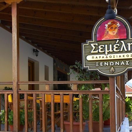 Hotel Semeli Gkoura Exterior foto